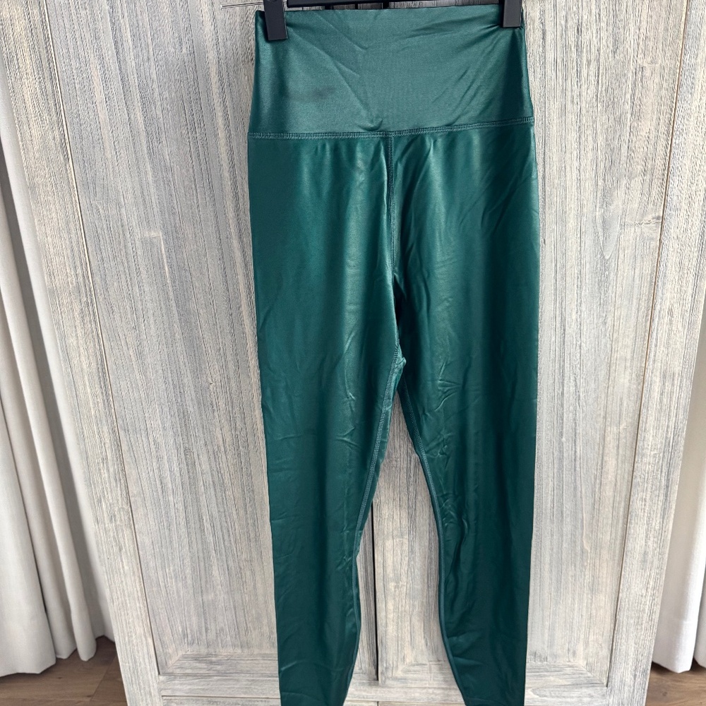 Spiritual Gangster High Gloss Leggings